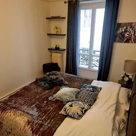 Apartment Un Havre De Paix A Place De La Republique Paris